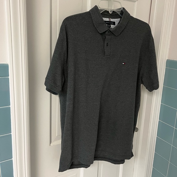 Men’s Tommy Hilfiger Button Down Shirt - Picture 2 of 7